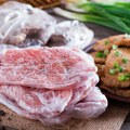 9 grešaka prilikom odmrzavanja mesa koje su opasne po zdravlje