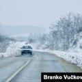 Zbog snežne mećave pojedina sela u Srbiji i dalje bez struje