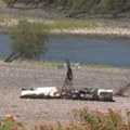 Zapalio se avion Pao na žice dalekovoda, sumnja se da je među nastradalima i dete (video)