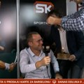 Rođendanska torta i pesma za Sašu u programu uživo (VIDEO)