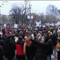 „Sutra mora da stane čitava prosveta“: Poručeno je na protestima u više gradova u Srbiji