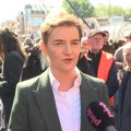 "Srbija će pobediti!" Ana Brnabić u Nišu: Danas možemo da vidimo sve suprotno nasilju - samo zajedništvo, jedinstvo i…