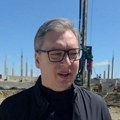 Vučić obišao gradilište nacionalnog stadiona: Radovi napreduju neverovatnom brzinom