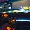 Vozači mislili da su na trkačkoj stazi! Vozili duplo brže od dozvoljenog! Policija zaustavila dvojicu stranih državljana…