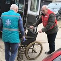 Ustanovi za odrasle i starije Leskovac Crveni krst donirao invalidska kolica i pelene