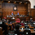 Nastavljena druga sednica redovnog zasedanja Skupštine Srbije, na stolu 40 tačaka dnevnog reda