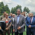 Predsednik Srbije Aleksandar Vučić najavio novu jednokratnu pomoć penzionerima od 20 hiljada dinara
