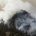 Veliki šumski požar uzrok evakuacije 1.200 ljudi iz odmarališta u Dolini gladi u Los Anđelesu