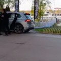 Stranci urinirali pred decom na zemunskom keju Umalo obračun: "Hteli su da se biju"