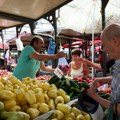Akcija „Spasimo voćare“: Kako građani mogu da kupe domaće voće po povoljnijim cenama