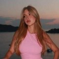 Lena Marinković u bezobrazno kratkoj haljini, sevnule obline! Mezimica Goce Tržan u nesvakidašnjem izdanju (foto)