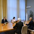 Vučić primio u oproštajne posete ambasadore Ukrajine i Japana