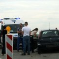 (Foto) Poznato u kakvom je stanju povređena žena kod Novog Sada U saobraćajnoj nesreći zadobila povrede glave i grudnog koša…