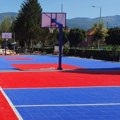 VAŠA PISMA: Noći kada se u školskim dvorištima pije pivo, lome stakla i...