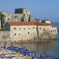 Ovako je Budva izgledala pre 63 godine: Na plažama nema gužve, ležaljki ni betona