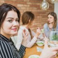 Gen Z misli da je najkul generacija, ali internet ima loše vesti: Ovi trendovi će ih jednog dana proganjati