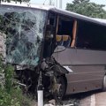 Autobus sleteo sa puta u Trebinju - dvoje poginulo, povređeno devet osoba