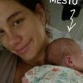Porodila se bivša zadrugarka: Nakon rijalitija promenila život iz korena, sada objavila prvu fotografiju sa bebom, a evo koje…