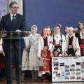 Vučić sa srpskom decom iz Severne Makedonije: Čuvajte naše običaje i kulturu