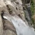 Otkrivena prevara, (ne)prirodno čudo: Kineski vodopad veštački ulepšan cevima! (video)