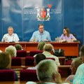 Vučiću Ustav "naređuje" da sasluša glas naroda Može li predsednik države da organizuje razgovore sa građanima što mu…