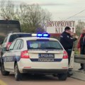 Lančani sudar na nadvožnjaku u Rakovici: Kamion je od udarca proklizao, prešao u suprotnu traku i zaglavio se VIDEO