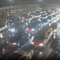 (Foto) Haos na granici sa Srbijom! Večeras se na ovom prelazu čeka i preko 5 sati: Kolona se prostire kilometrima, gužva ne…