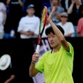 Napravio senzaciju na GS, prvi put igrao ATP meč, pa doživeo bruku od tenisera za kog niko nije nikada čuo!