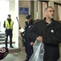 Milan Pajić iz Bogatića došao da vrati legalno oružje pa bacio policijsku uniformu pred policijsku stanicu: „Srce ne možete da…