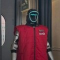 Ima dušu i snagu ruske mašine: Robot Volođa prvo završio sve poslove, pa testirao vino u bistrou