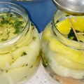 Сомборка за зимницу без винобрана: Киселе паприке које ћете радо отварати уз зимски ручак
