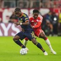 Ludnica u Minhenu, Arsenal šokirao domaćina i poveo