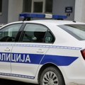 Incident na Voždovcu: dve osobe zatečene u alkoholisanom stanju, jedna sa povredama glave