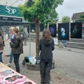 Srednjoškolci organizovali izložbu radova kako bi ispromovisali umetničku slobodu
