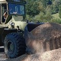 Inžinjerija VS angažovana na rekonstrukciji puteva u selima opštine Sjenica