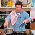 Džejmi Oliver otkriva recept za hleb iz air fryer, gotov za 30 minuta