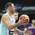 Poljska stotkom šokirala dončićevu Sloveniju: Bivši igrači Zvezde i Partizana zatrpali koš Zmajčeka, Luka ne može sam!