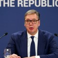 "Uvek uz svoj narod": Oglasio se Vučić: Večeras u Parizu, uskoro u Negotinu, Mionici, Sečnju, Novom Sadu (video)