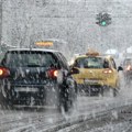 "Moguća totalna blokada saobraćaja": RHMZ upozorio građane na sneg i ledenu kišu i koje probleme mogu prouzrokovati