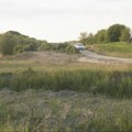 Ekipa Euronews Srbija u selu Jarkovci, na mestu gde je iskopano bure: Telo poslato na obdukciju i DNK analizu