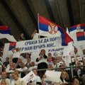 Uživo počeo skup "Ujedinjene Srbije" u Kragujevcu: Puna hala "Jezero" očekuje obraćanje Vučića (foto)