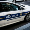 Neverovatan udes u Hrvatskoj: Autom sletela na terasu hotela na kojoj su bili gosti, ima povređenih