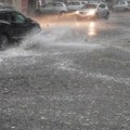 Crna Gora pod vodom: Pravi potop na ulicama, pljusak potpuno paralisao građane