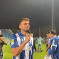Ludnica u Novom Pazaru: Adem Ljajić zvanično predstavljen, totalni delirijum navijača
