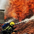 Gasili požar više od 2 sata: Ogromna materijalna šteta od vatre u Veterniku, otkriven uzrok buktinje