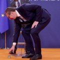 Dan kad je Vučić obukao majicu „I ja sam ćaci“