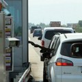 AMSS: Zbog radova sve više deonica puteva sa izmenama u saobraćaju, vozači da prilagode vožnju