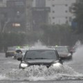 Dvoje mrtvih, 10 nestalih: Stravične poplave na istoku Kine