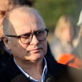 Vesić noćas hitno operisan, stanje mu se pogoršalo