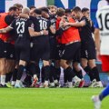 Sankt Pauli gospodario na terenu ljutog rivala